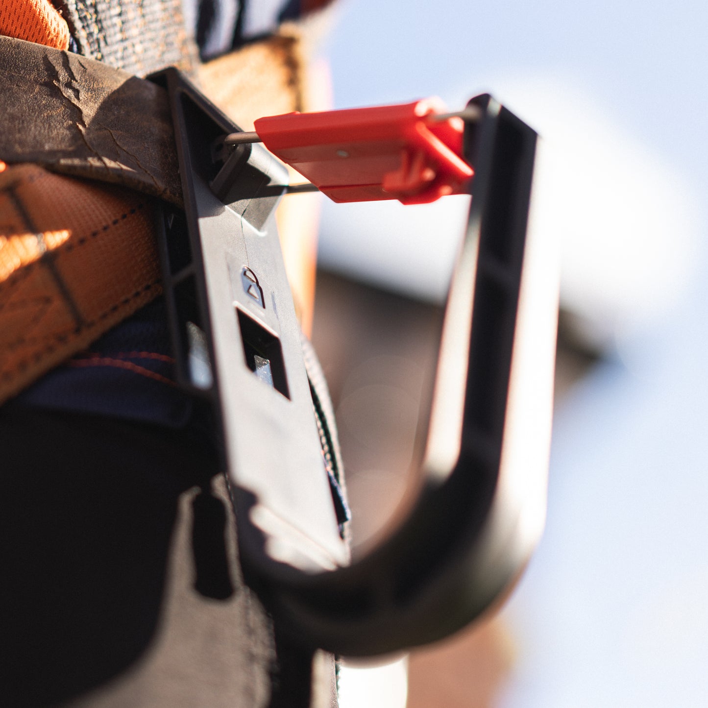 Tuff Hook™ | The Heavy-Duty Drill Hook Holster for Scaffolders